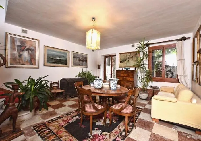 San Marco Garden House